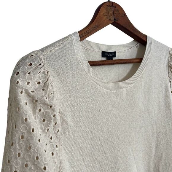 Ann Taylor Factory Blouson Eyelet Sleeve Pullover Sweater White Size Small - Picture 3 of 7